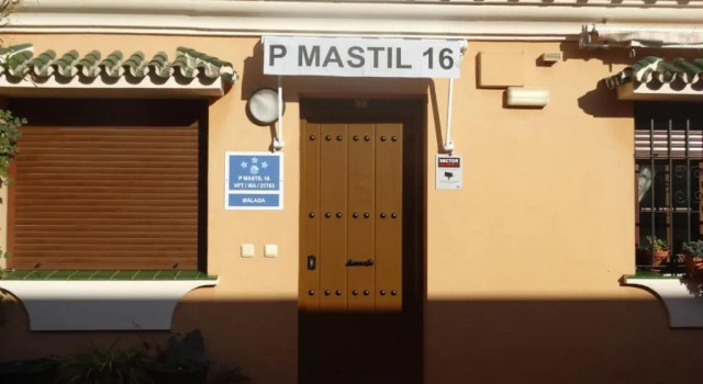 Apartamentos Turisticos Mastil 16 P2, Забронировать Отель Крус-де-Умильядеро Малага