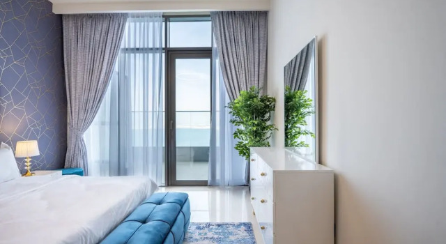 Dramatic Sea View 1 BHK ANWABYFour Apple
