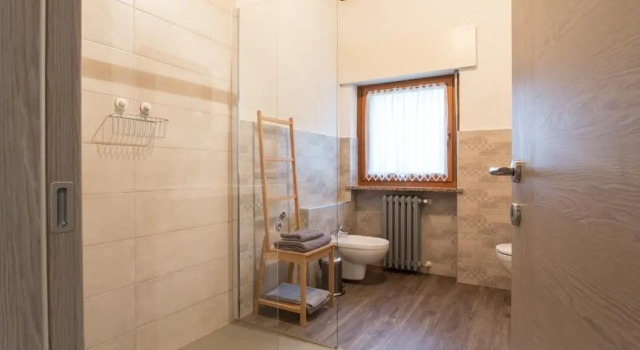 Lo Sherpa Holiday Home, Забронировать Отель Кар Валле д'Аоста