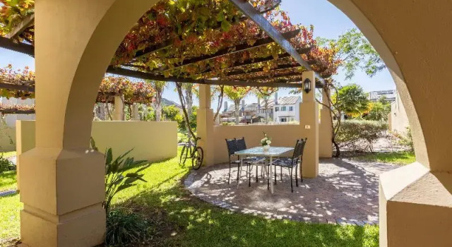 Люкс с 2 комнатами с балконом Devonvale Golf & Wine Estate