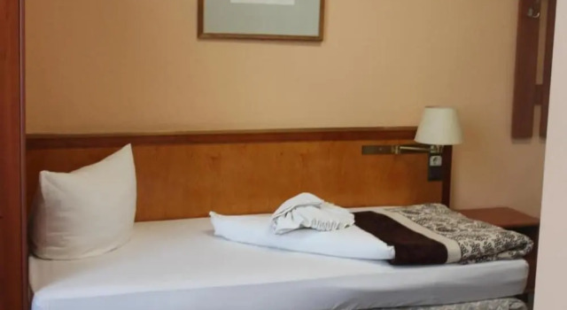 Hotel 7. Himmel, Забронировать Отель Отели Берлина 3 звезды, рядом с Берлинская филармония, 3*