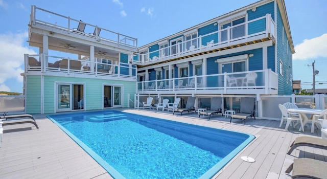 Коттедж Breathtaking Oceanfront Views! Sandbridge Home
