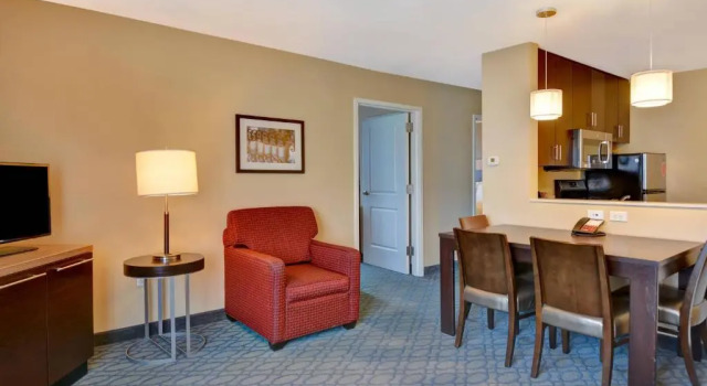 Люкс с 2 комнатами TownePlace Suites by Marriott Alexandria