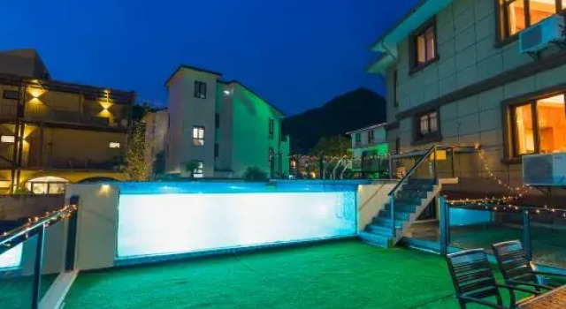 Deying Mountain House, Book Hotel Huzhou 