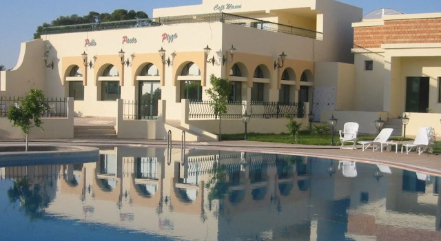 Hotel Gafsa Palace, Rezervovat Hotel Hotely v Gafsa se snídaní, Snídaně