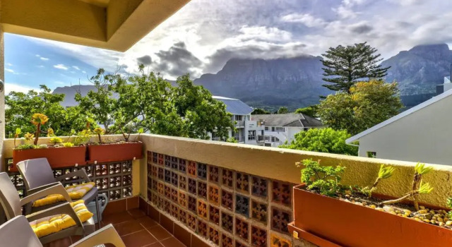 Апартаменты Mountain Views- Family Home, balcony, views!