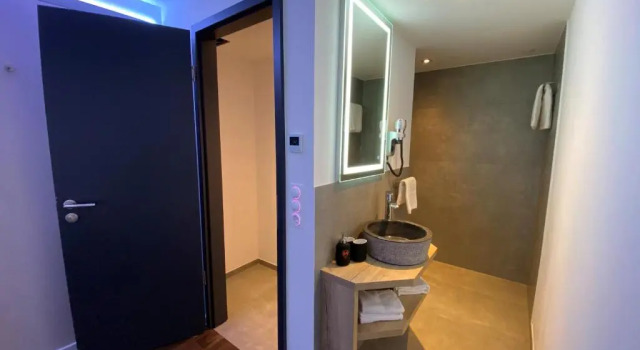 Трёхместный номер Standard Hotel B4