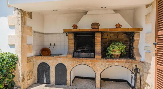 Villa Can Barretas