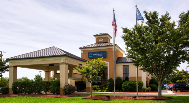 Clarion Pointe New Bern, Забронировать Отель Нью-Берн Северная Каролина