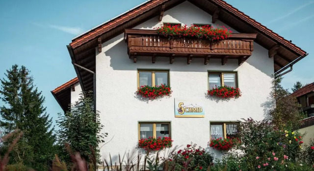 Апартаменты Ferienwohnungen Schmid