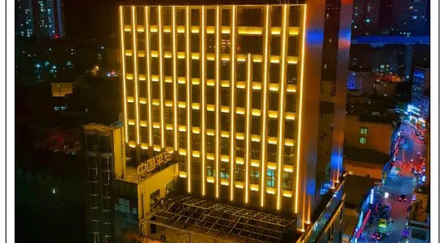 Middle East Hotel (Pingba Zhongshan Middle Road Branch), Rezervați Hotel Hoteluri în Gulou cu parcare, Parcare