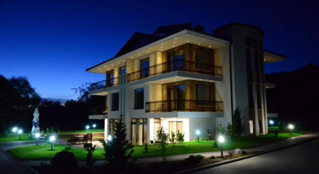 Guesthouse Green Fields, Book Hotel Hoteller i Blagoevgrad Province med parkering, Parkering