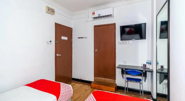 Двухместный номер Standard Switz Paradise Hotel - 5 minute walk to Centre Point and 10 minute walk to waterfront