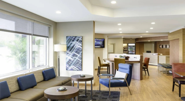 TownePlace Suites by Marriott Brantford and Conference Centre, Varaa Hotelli  