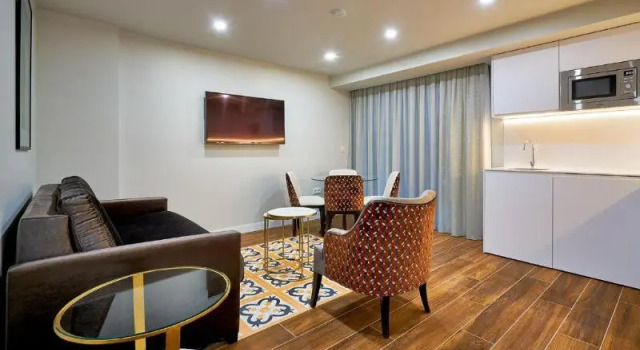 Четырёхместный номер Standard Дуплекс Tandem Torres de Cádiz Suites