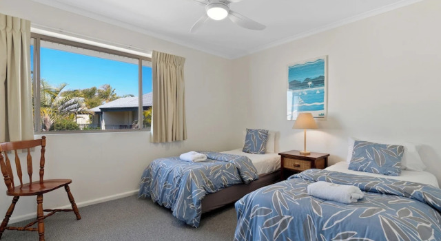 Апартаменты Standard Beach Breakers Resort