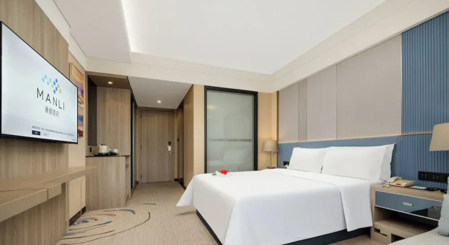 Номер Premier Manli Hotel