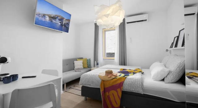 Mamma's home cozy studio for 2 in Trogir, Забронировать Апартаменты/квартира Трогир 