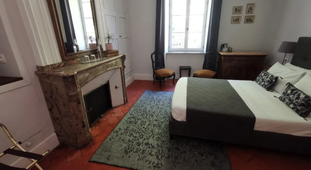 Maison De L'Aguze, Buchen Sie Bed & Breakfast Saint-Pons-de-Thomieres Languedoc-Roussillon