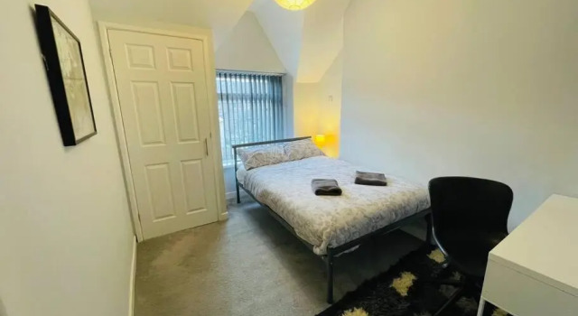Modern 6 bedroom 5 min walk to beach & restaurants, Забронировать Отель Суонси Полуостров Гоуэр, рядом с Пляж Суонси