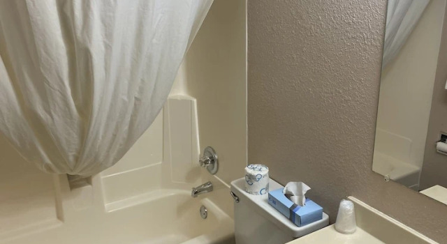 Четырёхместный номер Standard Glendive Lodge