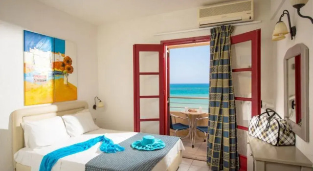 Compass Stalis Beach Hotel, Rezerwuj Hotel Hotele w Retimno z parkingiem, Parking