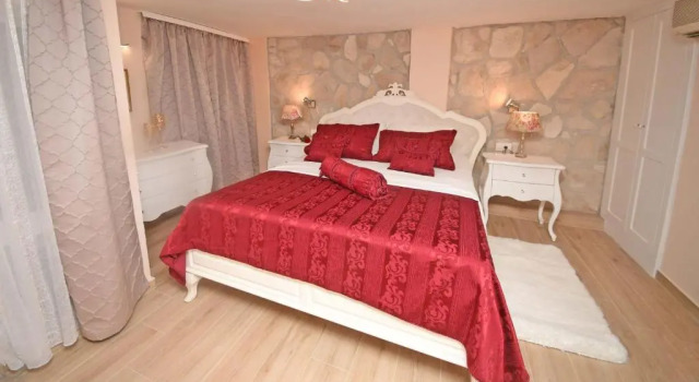 Holiday Home Mila, Забронировать Отель Отели Дубровника 3 звезды, рядом с Porporela jetty, 3*