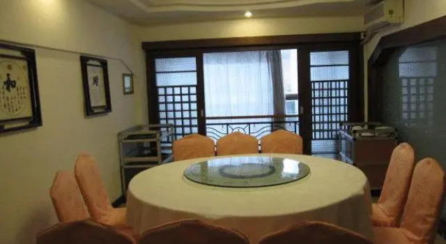Guilin Soluxe Qi Xia Hotel, Забронировать Отель Отели Гуйлинь 3 звезды, рядом с Пагоды Солнца и Луны, 3*