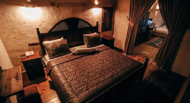 Люкс с видом на бассейн Melis Cave Hotel
