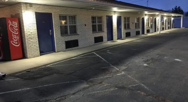 Parkway Inn, Buchen Sie Hotel Vestal New York State