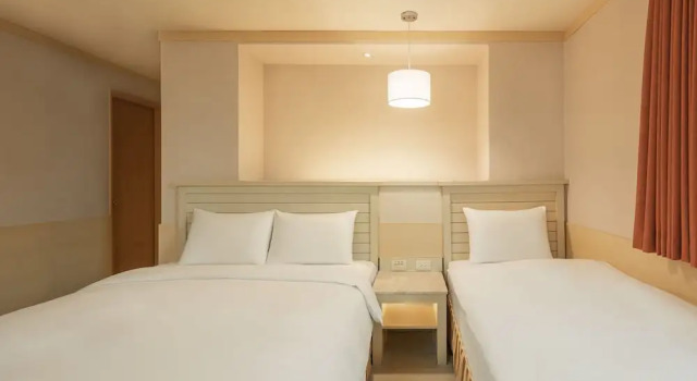 Номер Deluxe Kindness Hotel Liouhe Night Market Zhongzhen