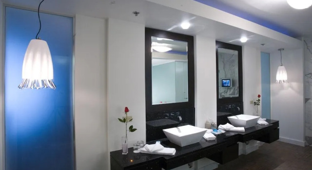 Le Merigot Hotel, Varaa Hotelli All inclusive -hotellit kohteessa Indiana, All Inclusive