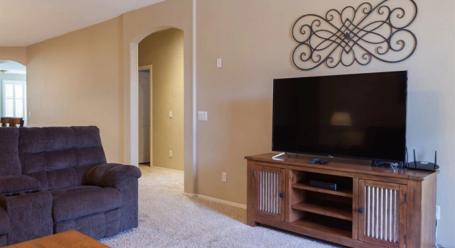 4BR Newly Furnished Home w/ Pool Heater, Book Feriehus Litchfield Park Arizona