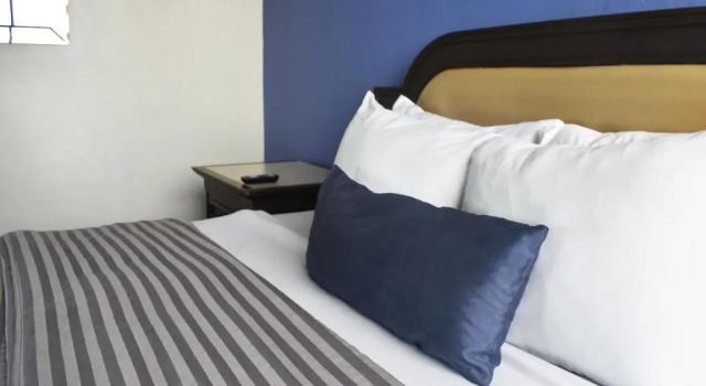 Полулюкс с красивым видом из окна Hotel Corona Plaza