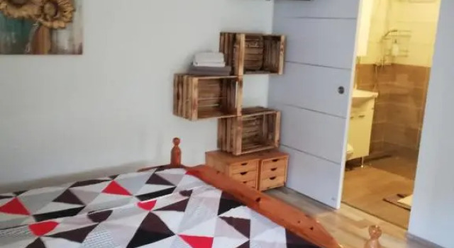 Апартаменты Guest House Kveder