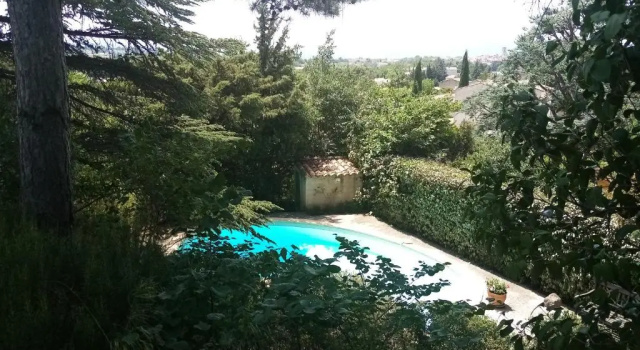 Chambres d'hôtes en Luberon, Забронировать Отель Пертюи Люберон