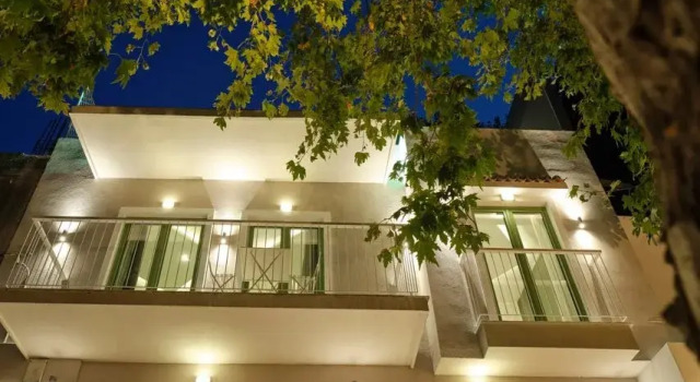 The Tree Suites
