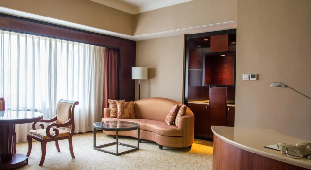 Люкс Superior Holiday Inn Zhongshan Downtown
