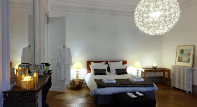Chambres dHotes Le Montauban, Забронировать Отель Ле-Ман Sarthe
