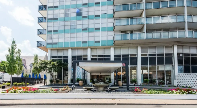 Mint House Downtown Louisville, Забронировать Отель Отели Луисвилл с бассейном, рядом с Louisville Auto Museum, Бассейн