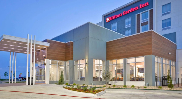 Четырёхместный люкс Hilton Garden Inn Tulsa-Broken Arrow, OK