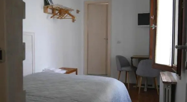 4 Camere A Trani