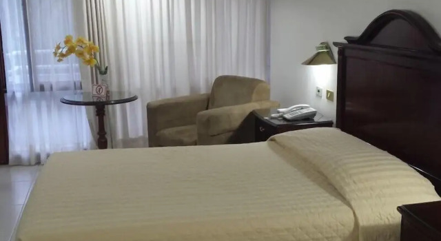 Hotel ASTURIAS BOUTIQUE, Забронировать Отель Отели Санта-Крус-де-ла-Сьерры с бассейном, рядом с Arenal Park, Бассейн