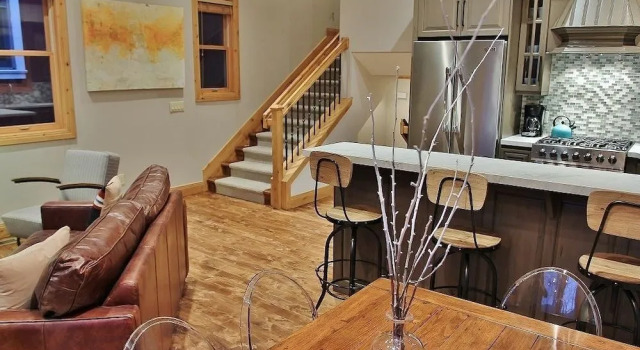 Park City Resort Estate, Забронировать Курортный отель Отели Парк-Сити с бассейном, рядом с Mountain Town Olive Oil, Бассейн