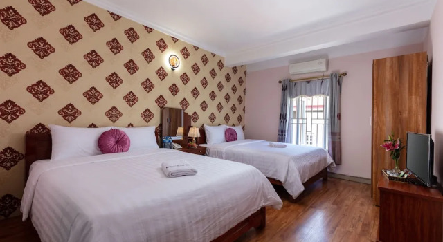 Семейный номер Deluxe Airport Hotel Hanoi Convenient & Friendly