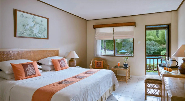 Номер Deluxe Отель Джокьякарта The Jayakarta Yogyakarta