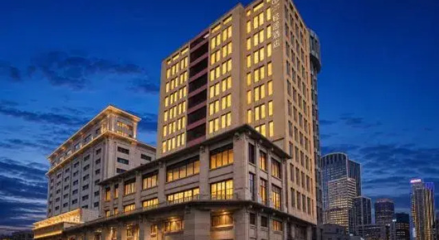 Atour Light Hotel Shanghai Bund Dashijie MetroStation (Great World), Забронировать Отель Отели Шанхая с парковкой, рядом с Музей Шанхая, Парковка