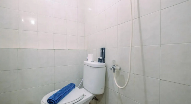 Апартаменты Furnished Green Pramuka 1BR Apartment with Modern Style and City View