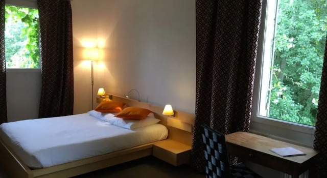 L'arbre Rouge, Prenota Hotel Genissac Entre-Deux-Mers