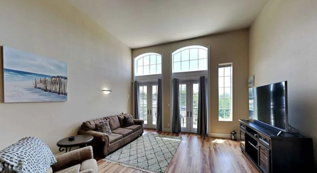 Historic Aragon Executive Apartment